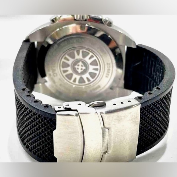 Zodiac Speed Dragon Alarm Chronograph Wristwatch - Picture 6 of 8